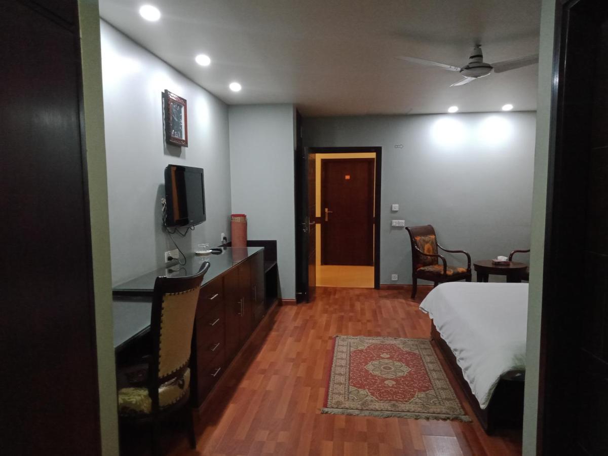Hira Guest House Karachi Bagian luar foto
