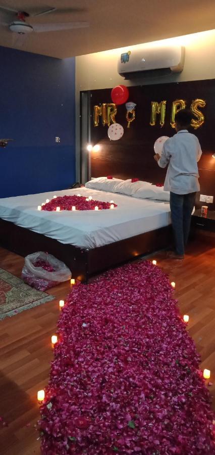 Hira Guest House Karachi Bagian luar foto